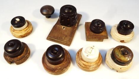 Various mid-20thC Bakelite switches