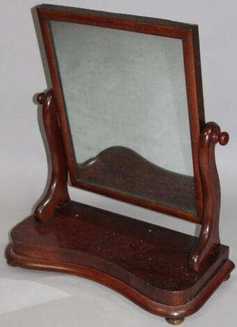 A Victorian mahogany table mirror