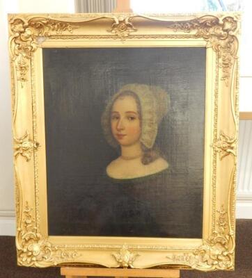 18th/19thC English School. Head and shoulders portrait of a lady wearing a lace bonnet - 3