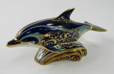 A Royal Crown Derby Imari paperweight