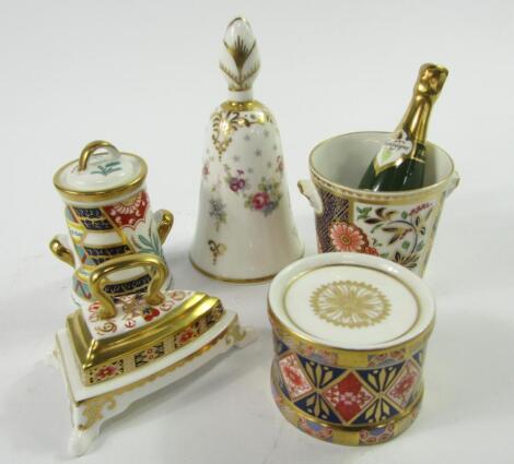 Four Royal Crown Derby Imari pattern miniature decorative items