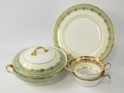 An Aynsley porcelain part dinner service