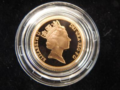 A Queen Elizabeth II half gold sovereign - 3