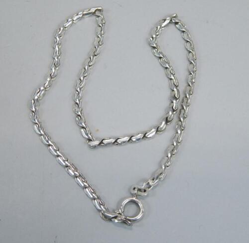 A modern silver necklace