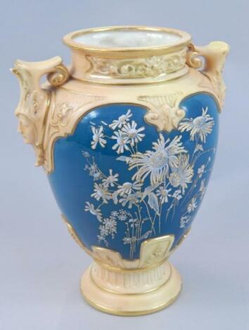 An early 20thC Royal Worcester vase