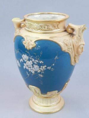 An early 20thC Royal Worcester vase - 2