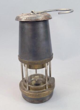 Wolf Safety Morris Limited Sheffield miner's lantern