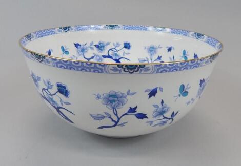 A Royal Grafton Dynasty pattern blue and white printed bowl