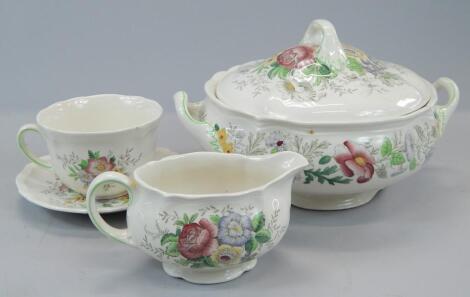 A Royal Doulton Malvern pattern part dinner service