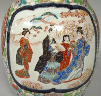 An early 19thC Chinese porcelain vase - 7