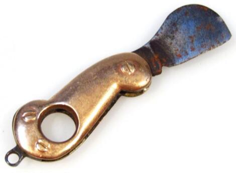 A cigar cutter fob