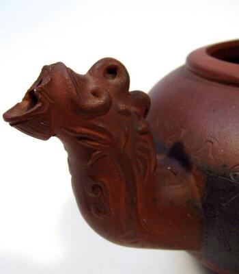 A Chinese red ware pottery teapot - 7