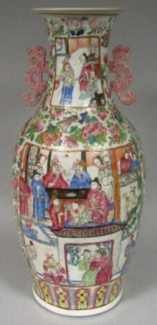 A 19thC Chinese famille rose porcelain vase