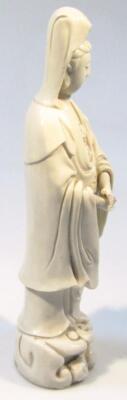 A 19thC Chinese porcelain blanc de chine figure of Guan Yin - 4