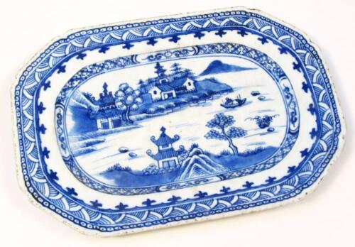 An 18thC Chinese porcelain export dish