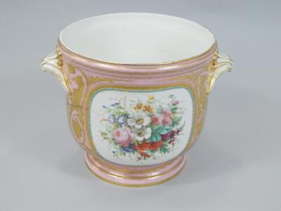 A 19thC French porcelain cache pot - 4