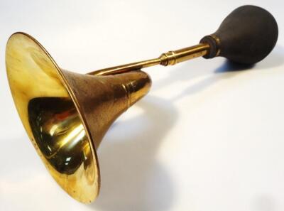 A 1920's style brass car horn - 2