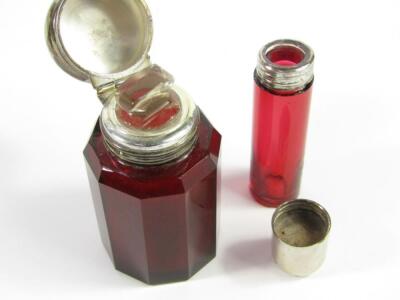 A Victorian faceted cranberry glass smelling salts jar - 2