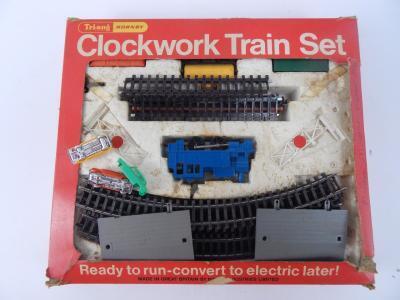 A part Tri-ang Hornby clockwork train set