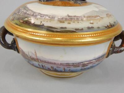 A late 18th/early 19thC Paris porcelain jar and cover - 2