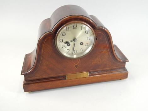 An Edwardian style early 20thC mantel clock