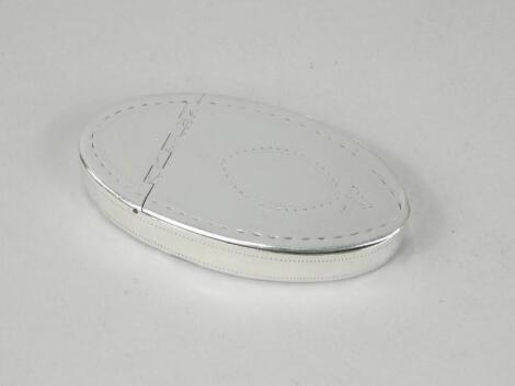 An oval 18thC Irish silver snuff box