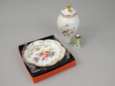 Three items of porcelain