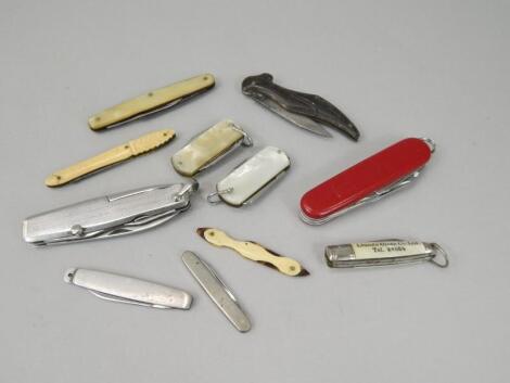 Various pen knives