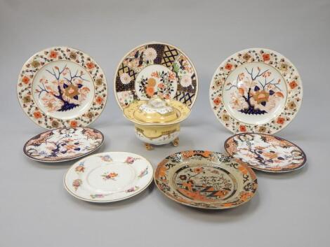 Various items of English porcelain