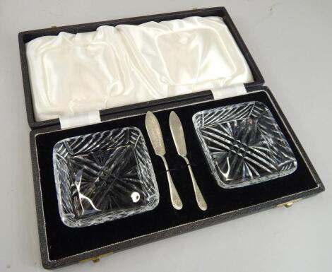 An Elizabeth II butter serving set