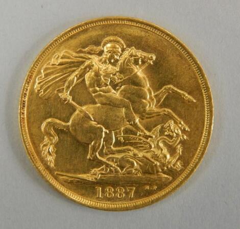 A Victorian gold £2 coin