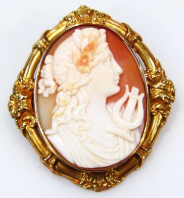 An early 20thC cameo brooch