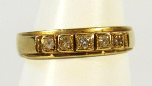 A ladies dress ring