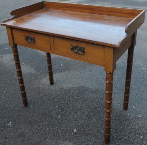 A 19thC painted pine Lincolnshire side table