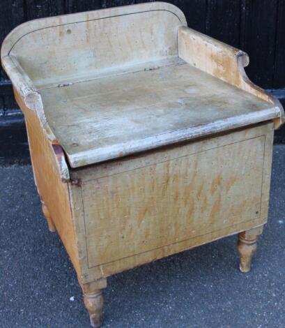 A 19thC painted pine box commode