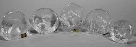 Various Matz Jonasson glass paperweight figures