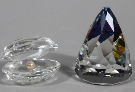 A Swarovski crystal clam and pearl