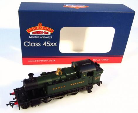 A Bachmann 32/127B Great Western locomotive