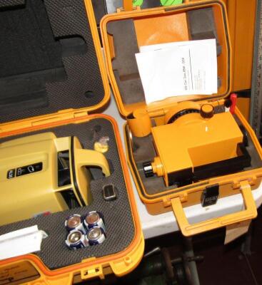 A Datum AL-30 Automatic laser level and tripod - 2