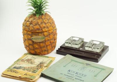 A Britvic plastic pineapple ice bucket