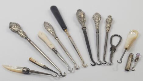 Five Victorian and Edwardian button hooks