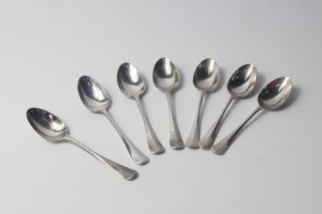 A set of seven George V silver rat's tail teaspoons