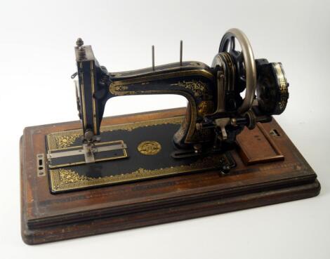 An early 20thC Heystenberg & Co sewing machine