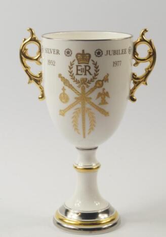 A Coalport porcelain Royal Silver Jubilee Loving cup 1977