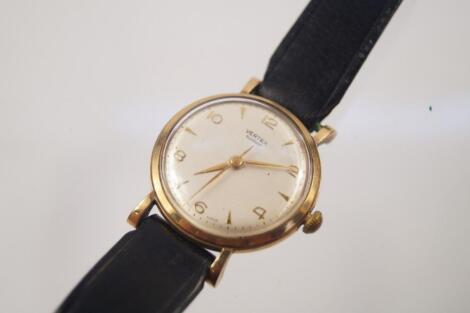 A Vertex gentleman's 9ct gold circular cased wristwatch