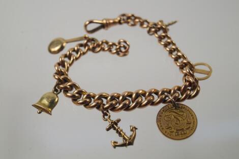 A 9ct gold hollow chain bracelet