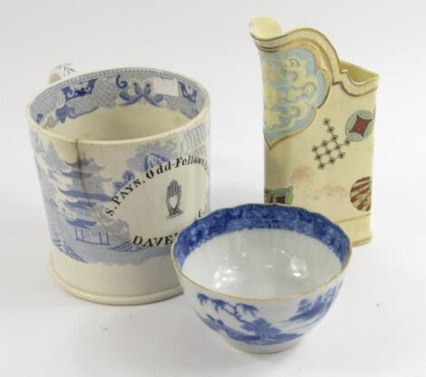 An early 19thC blue and white tankard