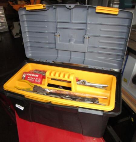 A toolbox and contents.