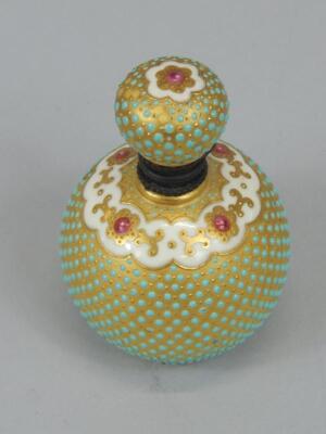 A Coalport porcelain scent bottle - 2