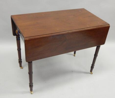 A 19thC mahogany Pembroke table